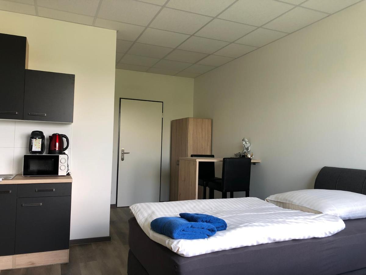 Pension Gaestehaus Kautz Карлсруе Екстер'єр фото